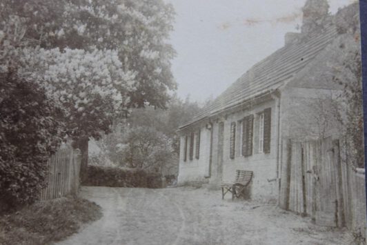 Dorfstraße um 1900