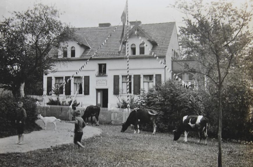 Haus Völkner in Warenthin um 1925