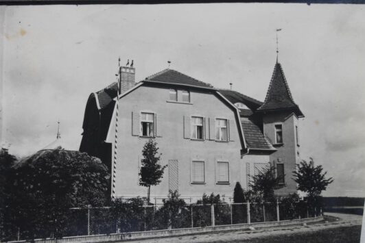 Blick auf das Gasthaus um 1930